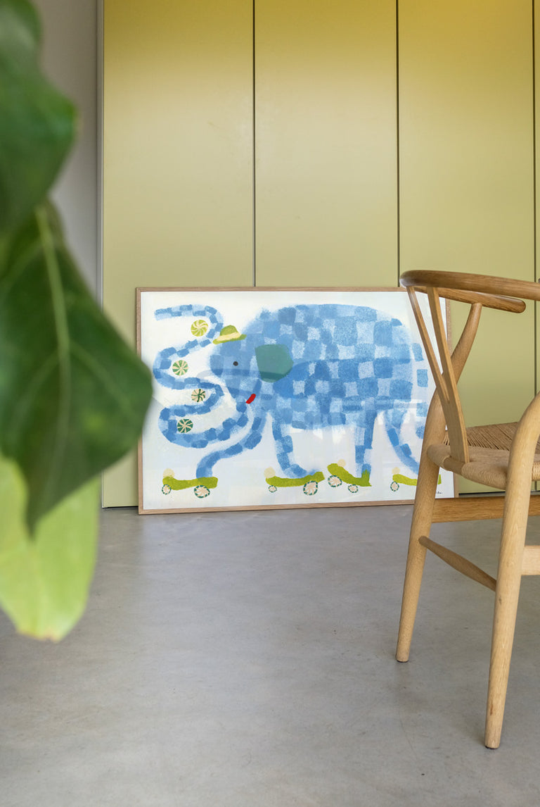 Olivia Holden - Elephant