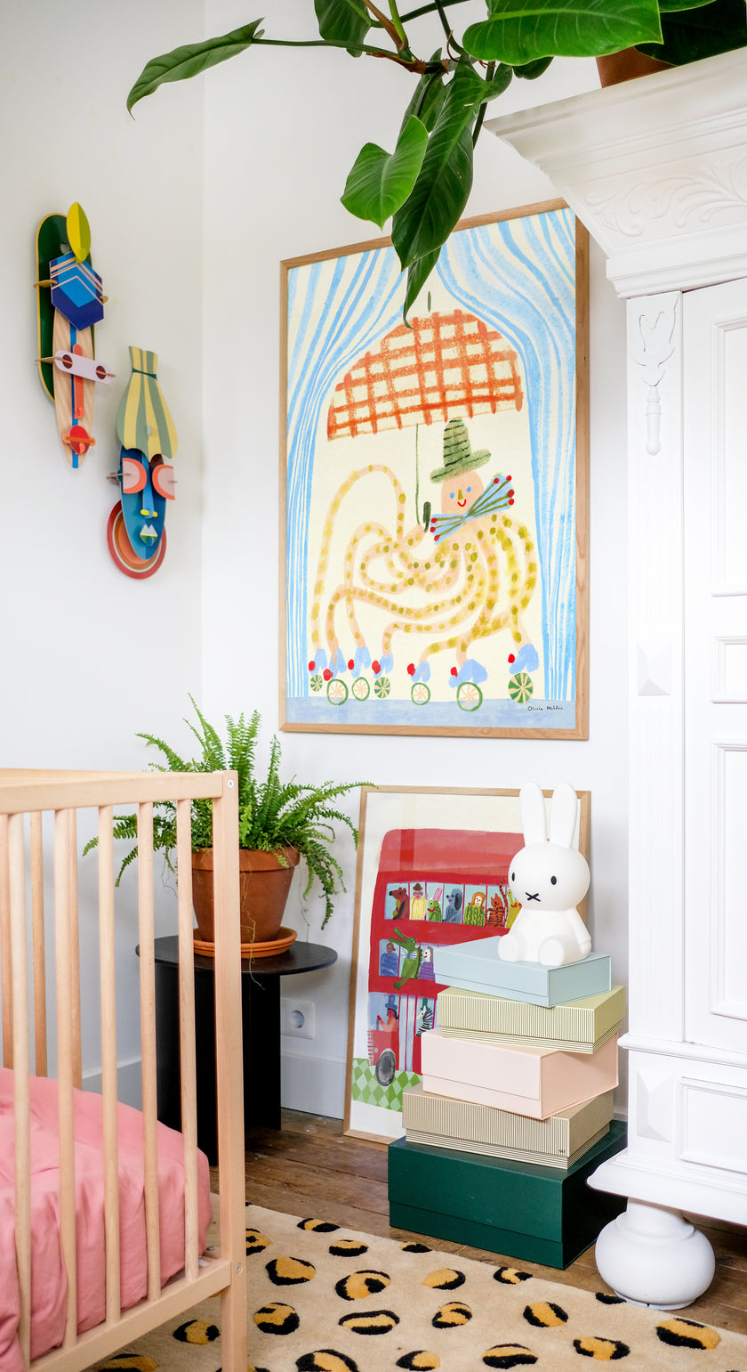 Olivia Holden - Octopus