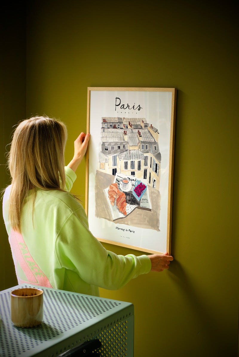 Laura - Morning in Paris | PSTR studio