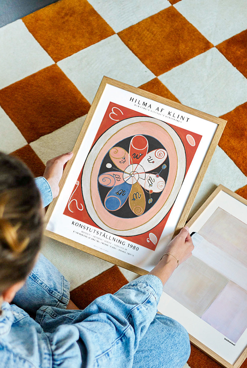 Hilma af Klint - Compass | PSTR studio