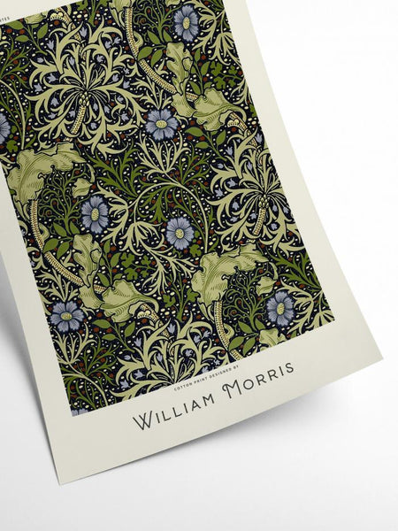 William Morris - Purple flower